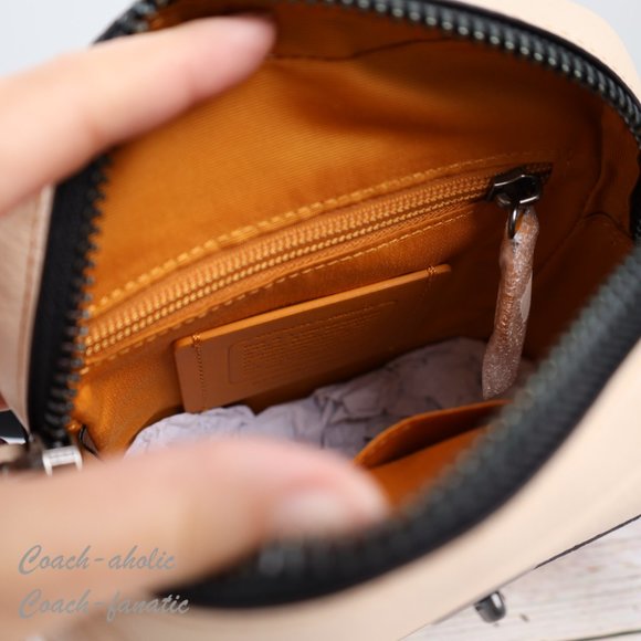 NWT Coach CE613 Coach X Peanuts Heritage Crossbody With Snoopy Motif in Ivory - Picture 11 of 12